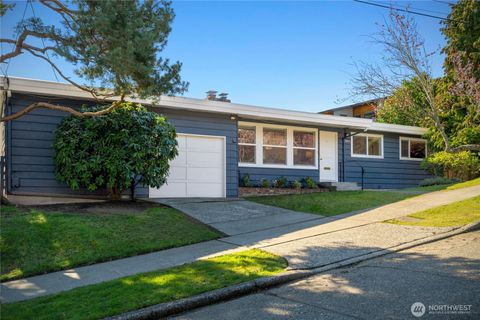 Photo of 2415 W McGraw Street, Seattle, WA 98199 (MLS # 2487469)