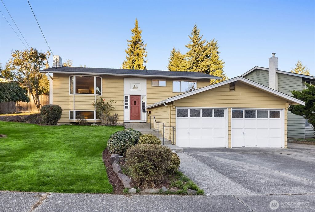 Photo of 22603 41ST Place SW, Mountlake Terrace, WA 98043 (MLS # 2443533)