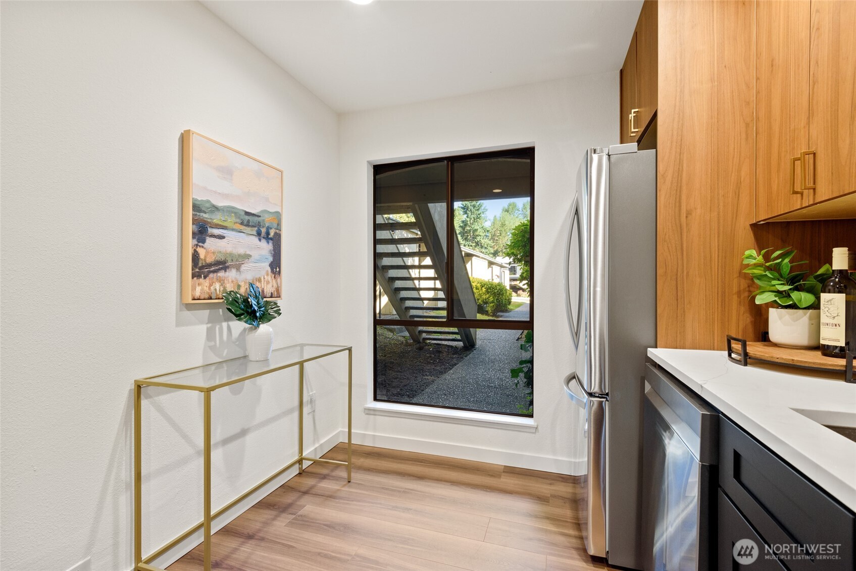 10305 NE 16th Street I6