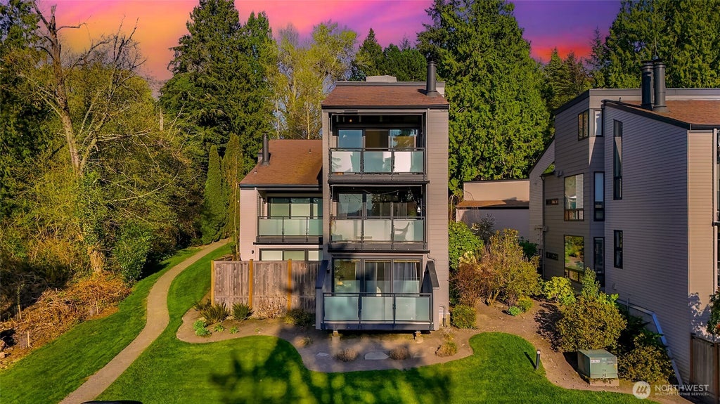 Photo of 11230 NE 68th Street #C, Kirkland, WA 98033 (MLS # 2545691)
