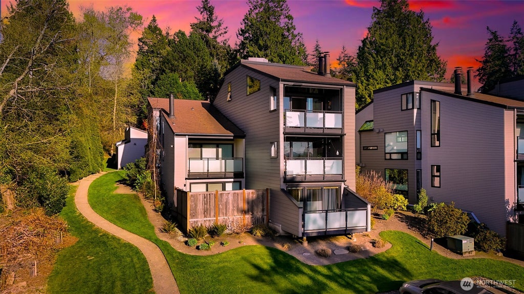 Photo of 11230 NE 68th Street #C, Kirkland, WA 98033 (MLS # 2545691)