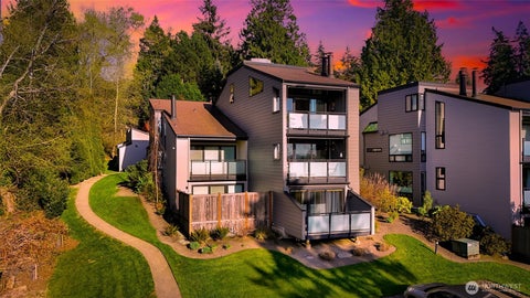 Photo of 11230 NE 68th Street #C, Kirkland, WA 98033 (MLS # 2545691)