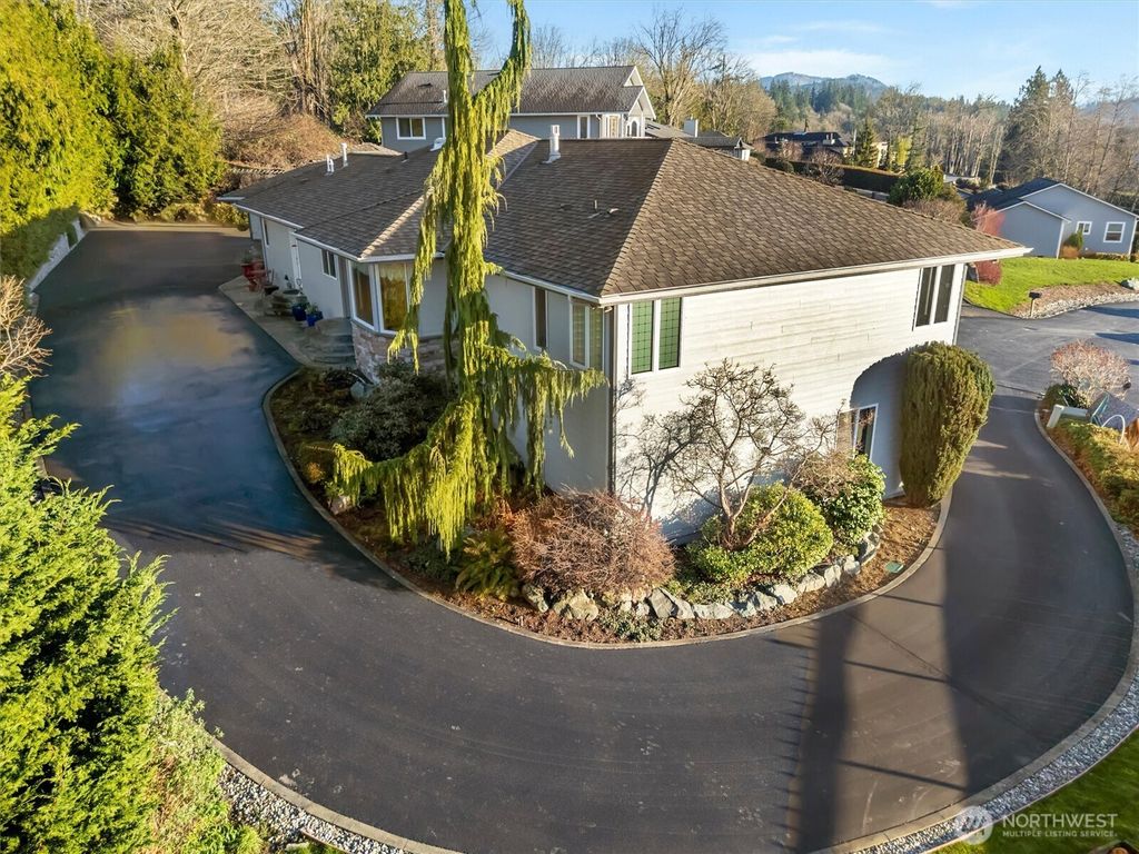 Photo of 18019 Mariposa Lane, Mount Vernon, WA 98274 (MLS # 2471086)