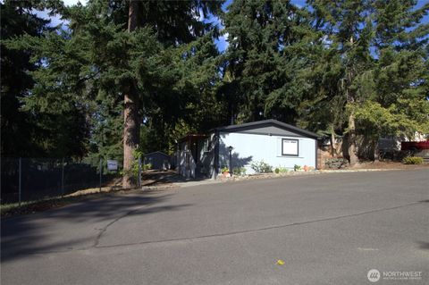 Photo of 2402 S 370th Place, Federal Way, WA 98003 (MLS # 2441698)