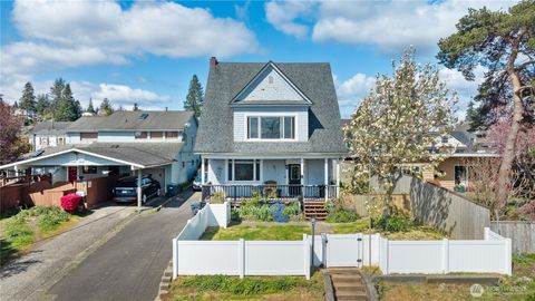 Photo of 618 Terrace Avenue, Aberdeen, WA 98520 (MLS # 2496110)