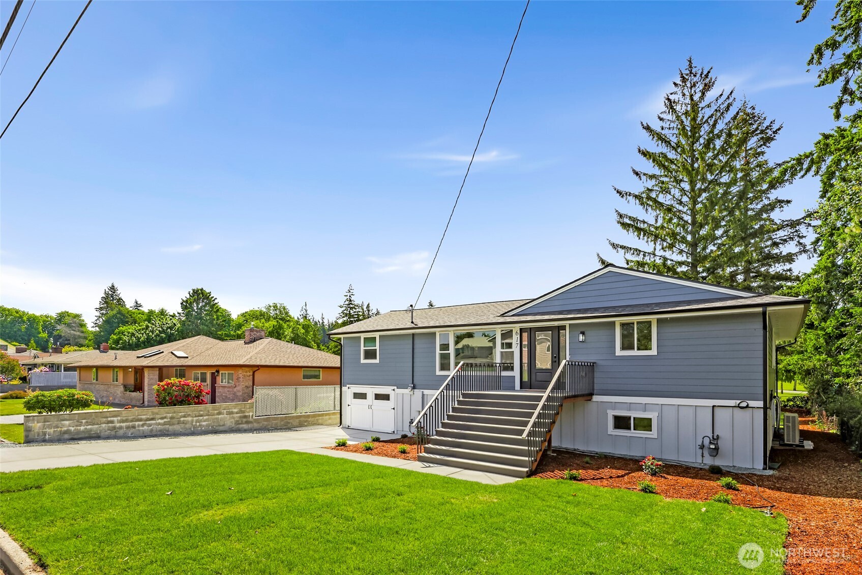 617 Hillcrest Drive