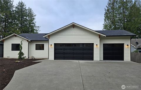 Photo of 130 Baldwin Lane, Port Ludlow, WA 98365 (MLS # 2414848)