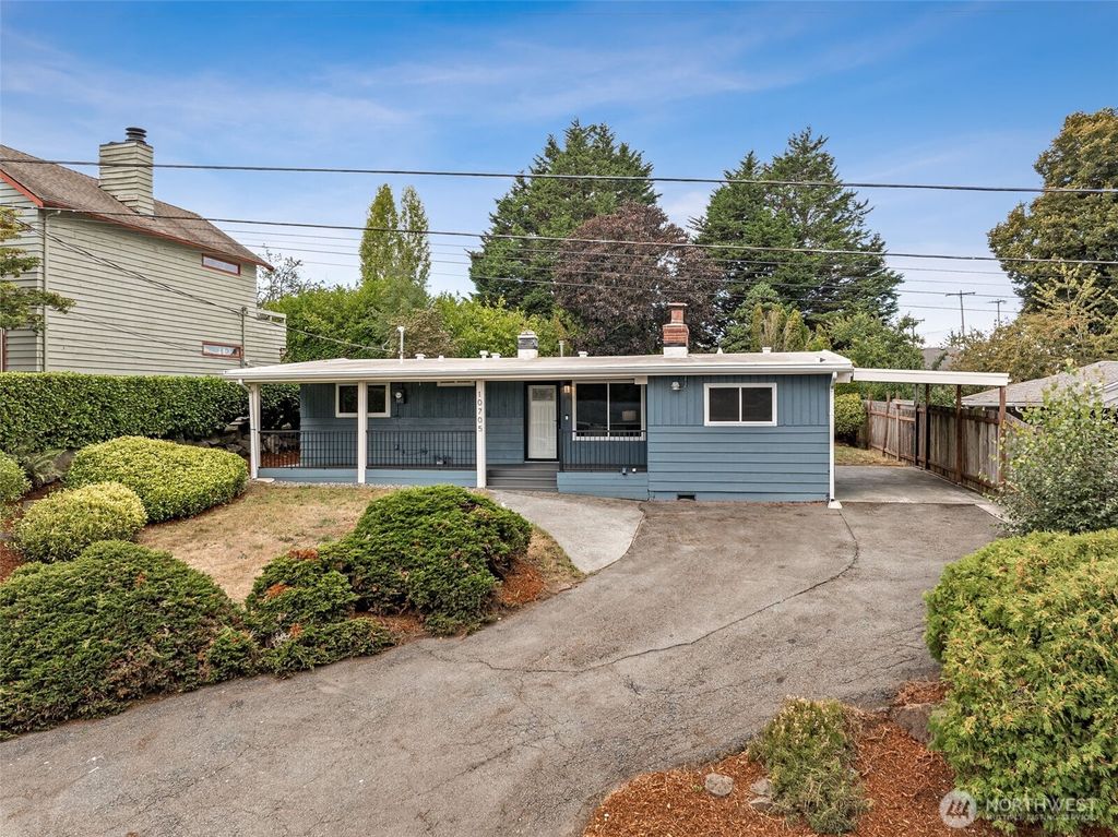 Photo of 10705 11th Avenue SW, Seattle, WA 98146 (MLS # 2424647)