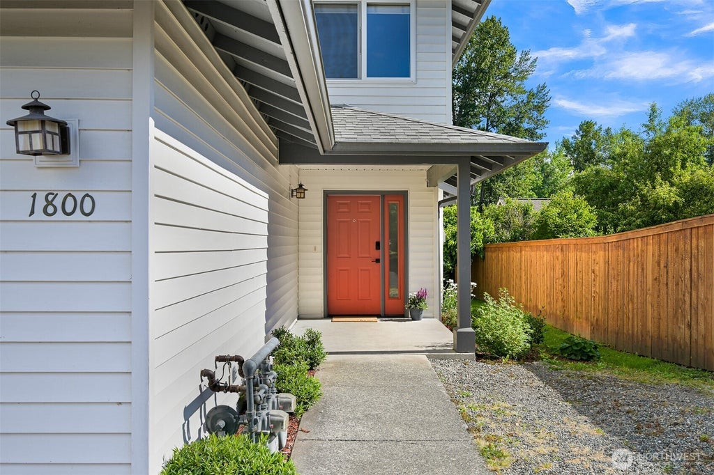 Photo of 1800 E Maryland Street, Bellingham, WA 98226 (MLS # 2548175)