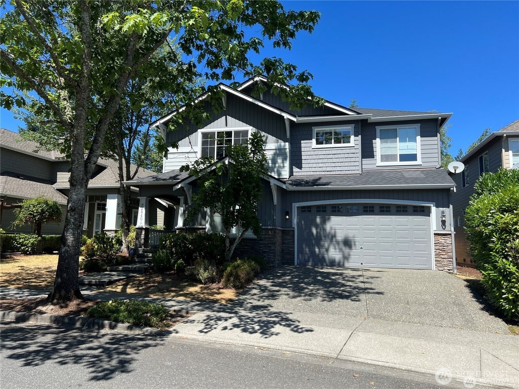 Photo of 22840 NE 100th Place, Redmond, WA 98053 (MLS # 2557014)