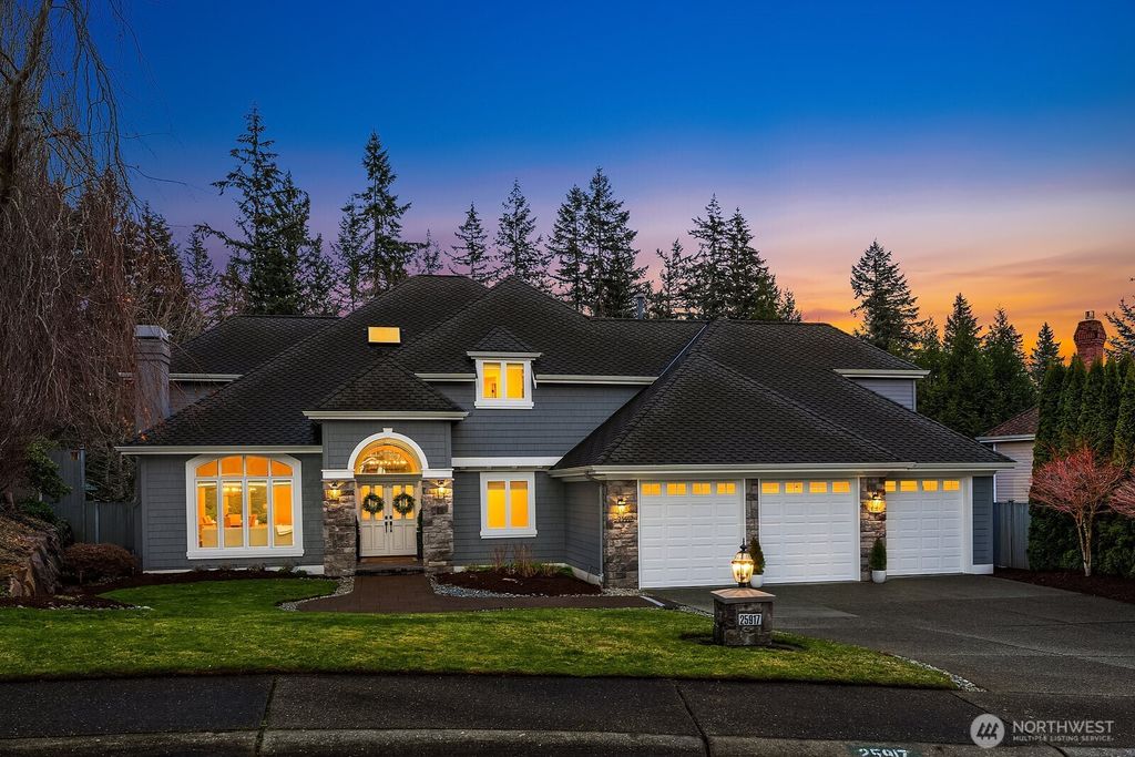 Photo of 25917 SE 23rd Court, Sammamish, WA 98075 (MLS # 2331293)
