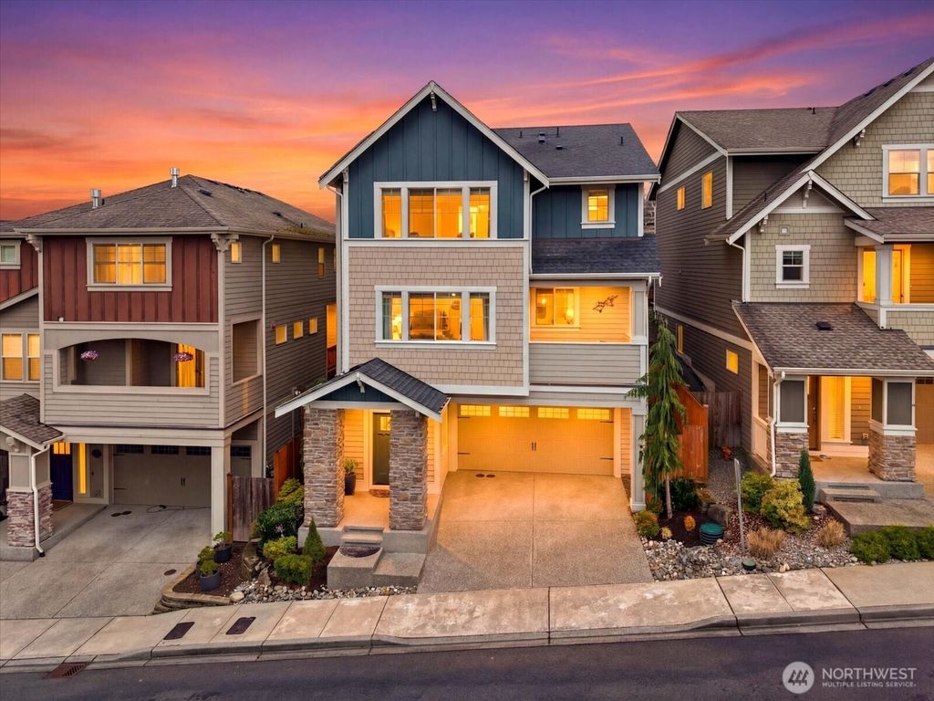 Photo of 20048 94th Drive NE, Bothell, WA 98011 (MLS # 2502930)