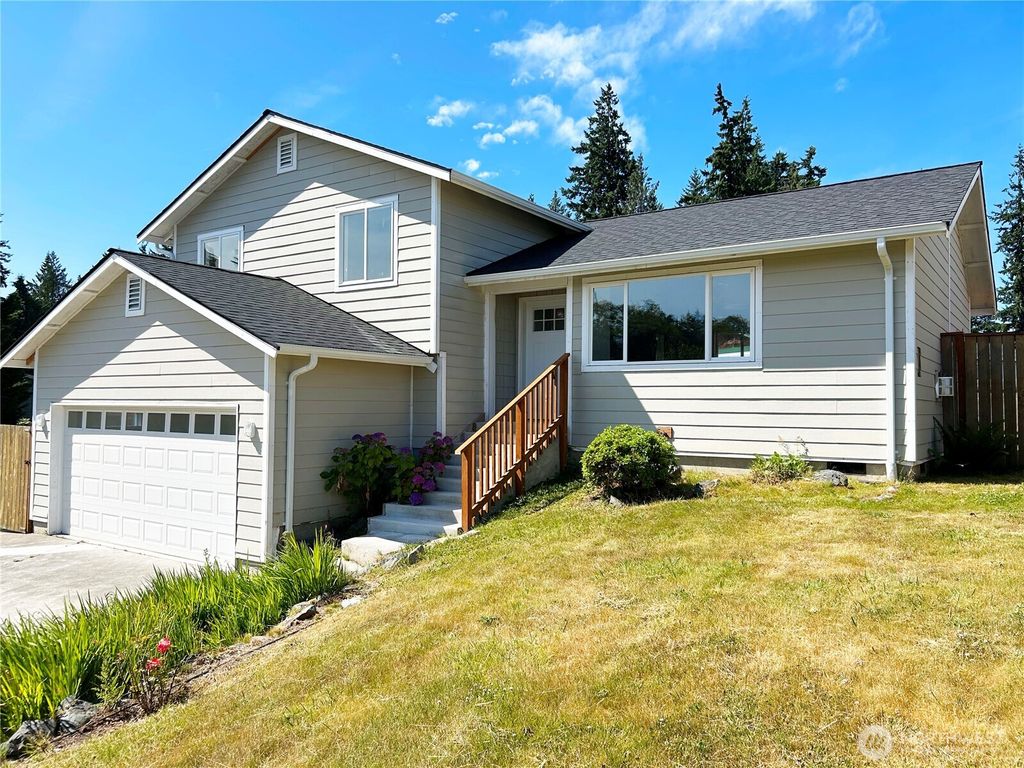 Photo of 27202 Manor Place NW, Stanwood, WA 98292 (MLS # 2377384)