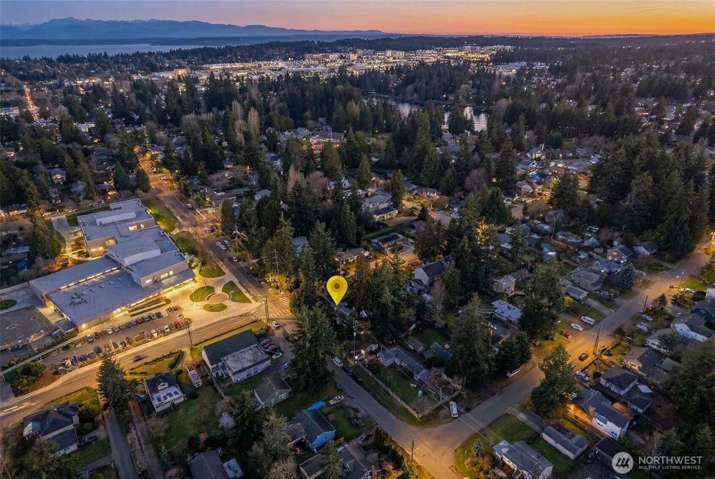 Photo of 104 NE 120th Street, Seattle, WA 98125 (MLS # 2490853)