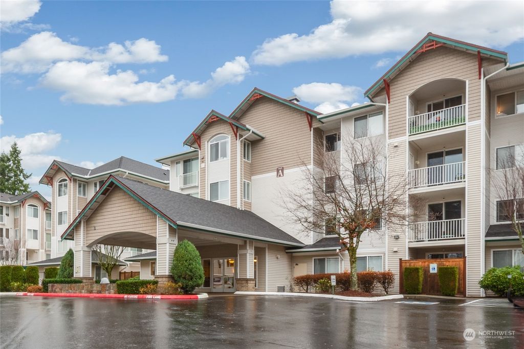Photo of 13301 SE 79th Place #A 102, Newcastle, WA 98059 (MLS # 2182205)