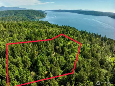 250 N Arnolds Way Hoodsport WA 98548