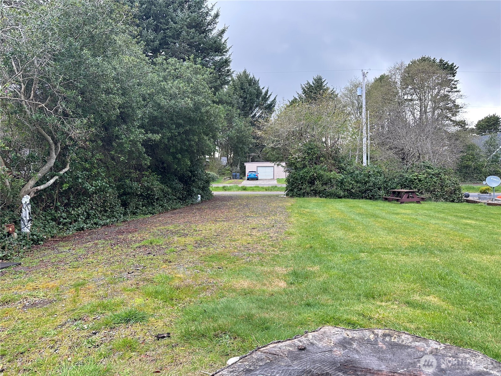 324 Clover Creek Avenue NW