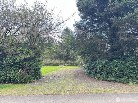 324 Clover Creek Avenue NW Ocean Shores WA 98569