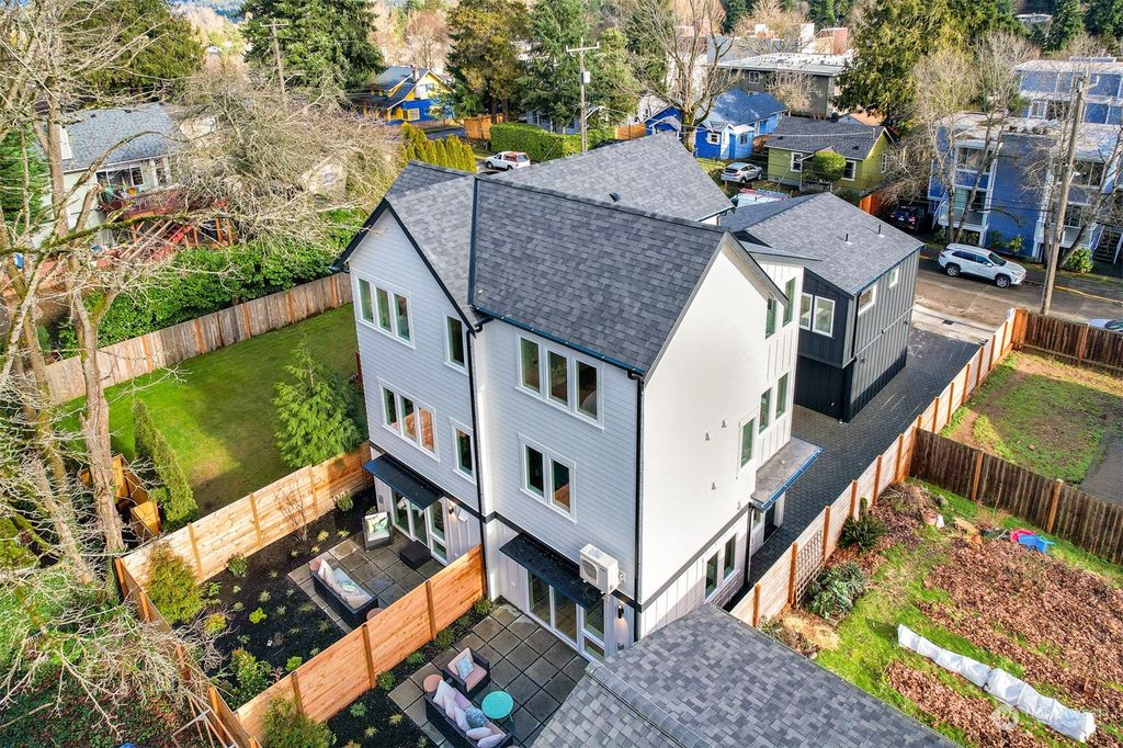 Photo of 8813 20th Avenue NE, Seattle, WA 98115 (MLS # 2191796)