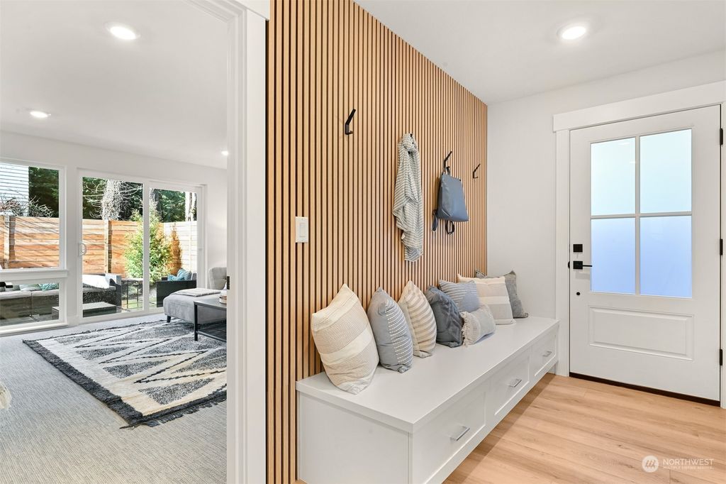 Photo of 8813 20th Avenue NE, Seattle, WA 98115 (MLS # 2191796)