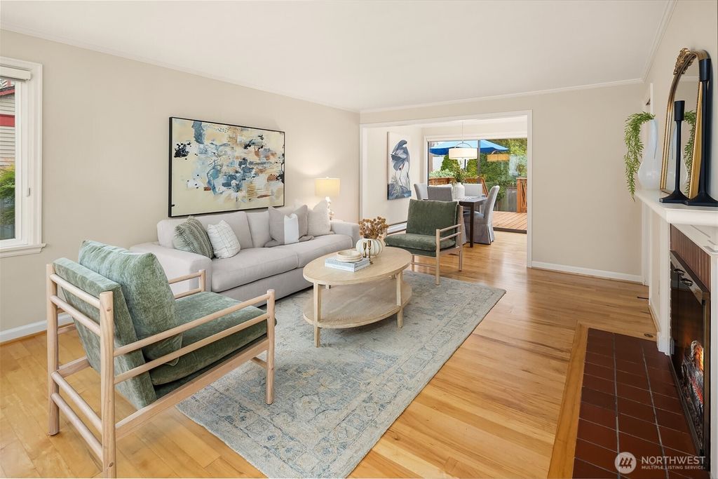 Photo of 8215 40th Avenue NE, Seattle, WA 98115 (MLS # 2480776)