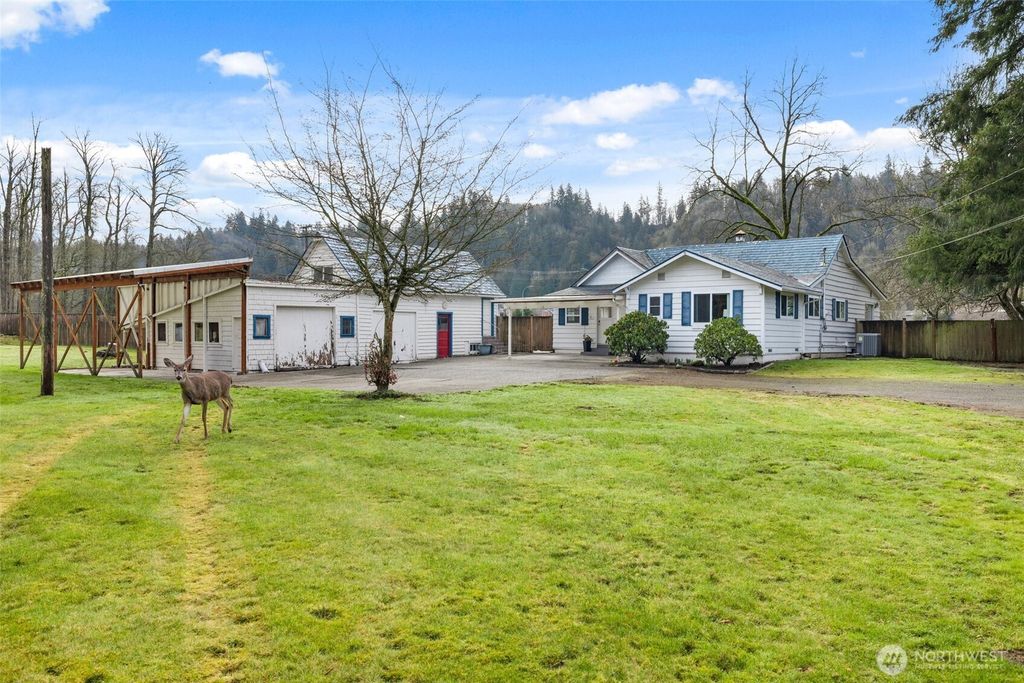Photo of 15224 150th Lane SE, Renton, WA 98058 (MLS # 2335665)