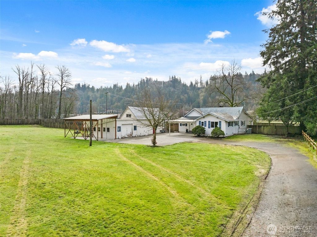 Photo of 15224 150th Lane SE, Renton, WA 98058 (MLS # 2335665)