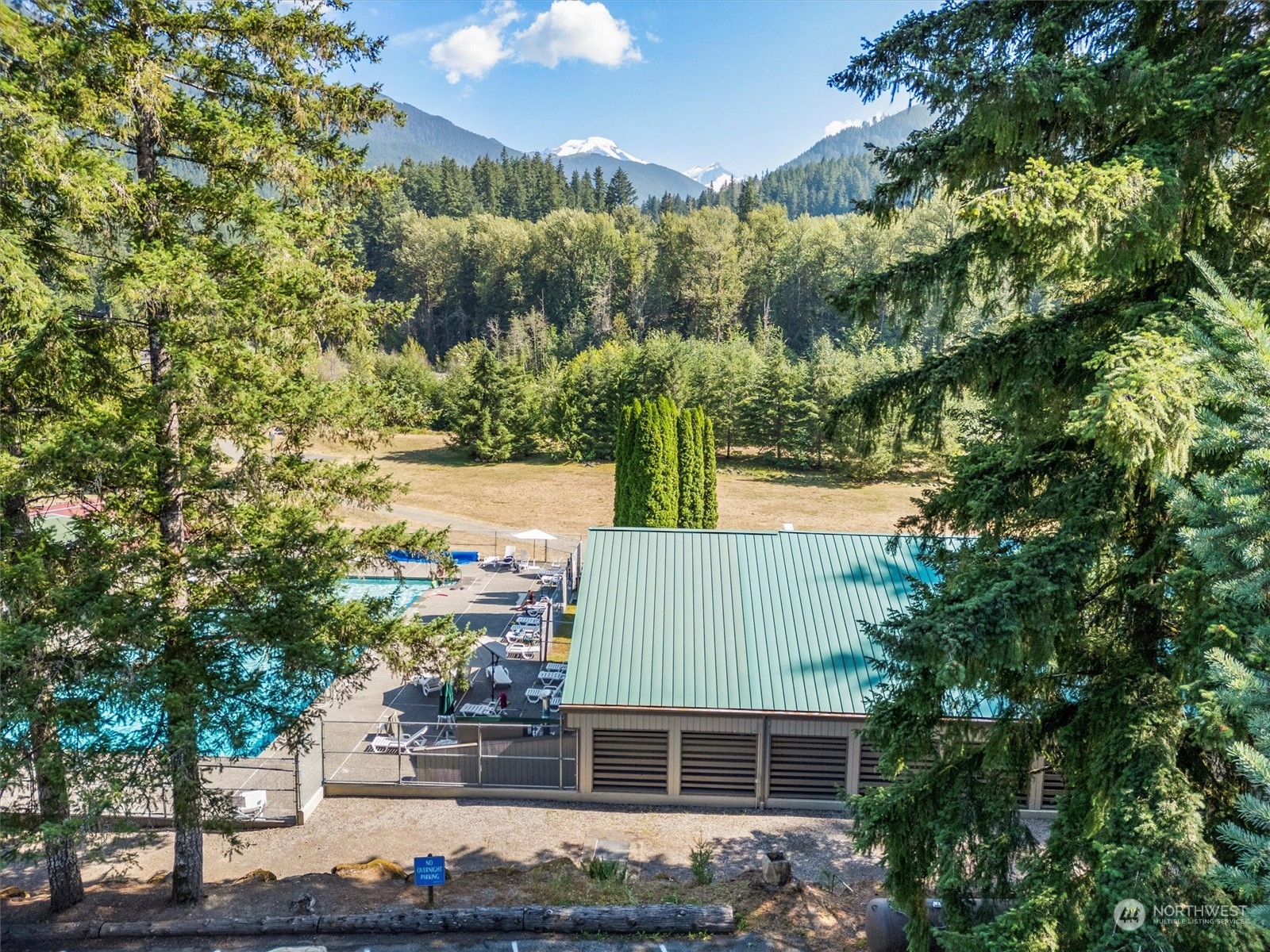 Deming, Washington 98244, United States, 2 Bedrooms Bedrooms, ,2 BathroomsBathrooms,Residential,Active,47265