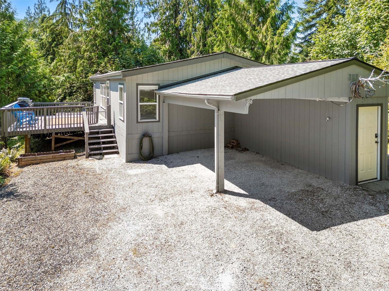 Deming, Washington 98244, United States, 2 Bedrooms Bedrooms, ,2 BathroomsBathrooms,Residential,Active,47265