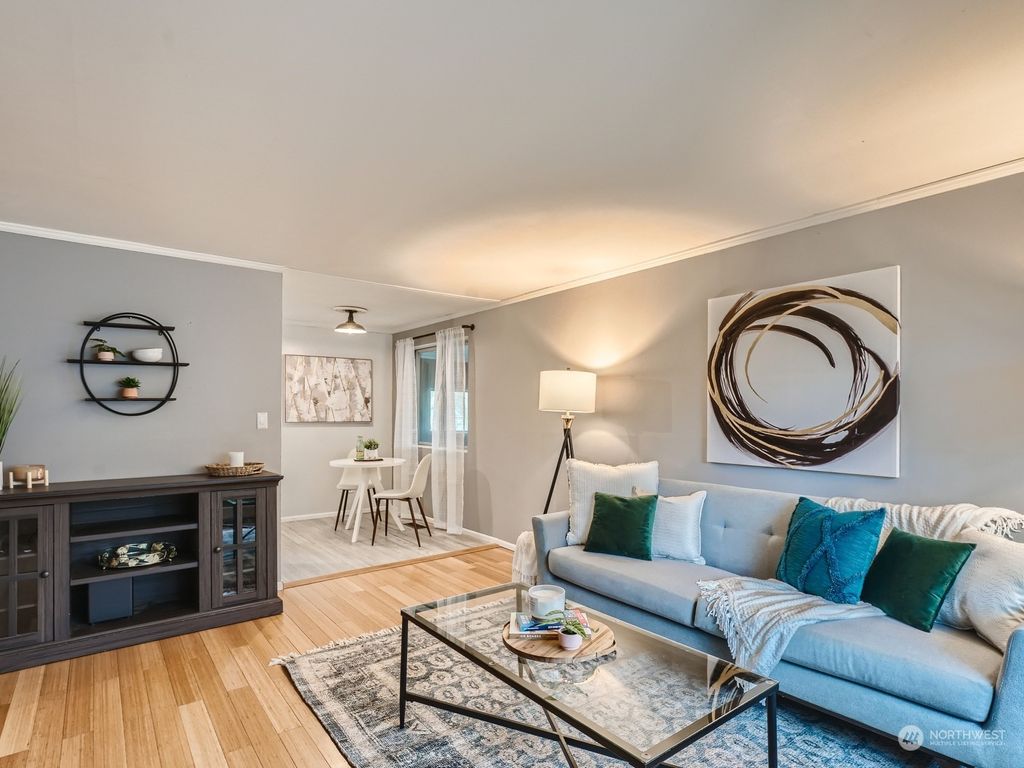 Photo of 30653 3rd Avenue SW, Federal Way, WA 98023 (MLS # 2030203)