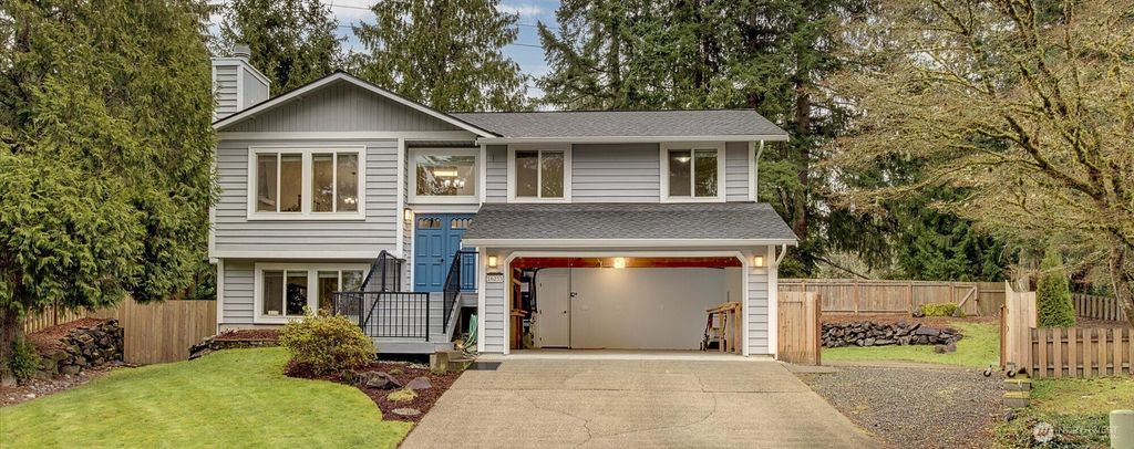 Photo of 16233 NE 107th Ct. Ct, Redmond, WA 98052 (MLS # 2474983)