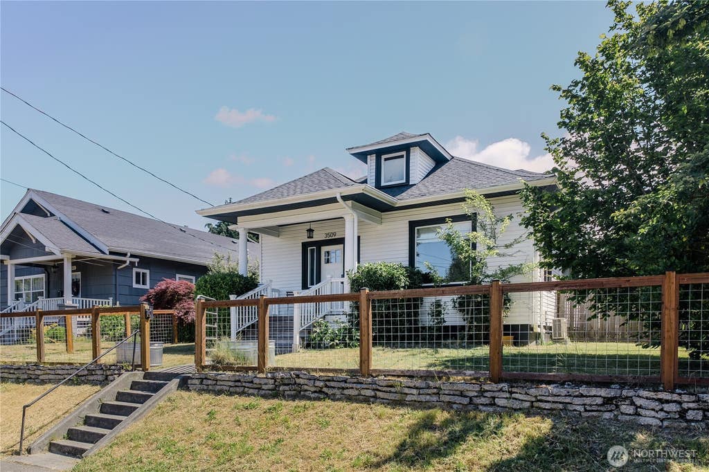 Photo of 3509 N Cheyenne Street, Tacoma, WA 98407 (MLS # 2538153)