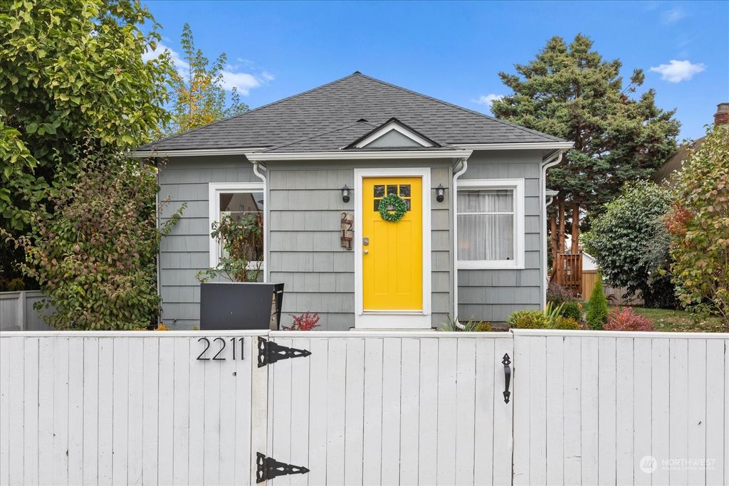 Photo of 2211 Wetmore Avenue, Everett, WA 98201 (MLS # 2014835)