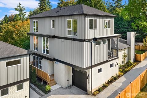 Photo of 2030 NE 123rd Street, Seattle, WA 98125 (MLS # 2526958)