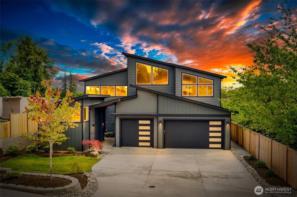 Photo of 10019 NE 196th Place, Bothell, WA 98011 (MLS # 2417428)