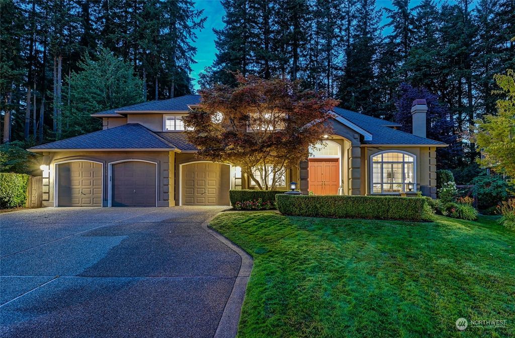 Photo of 25730 SE 25th Way, Sammamish, WA 98075 (MLS # 2242271)