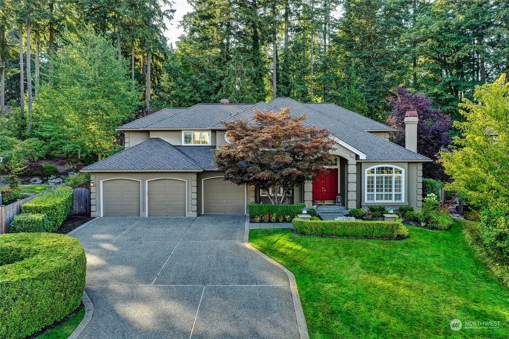 Photo of 25730 SE 25th Way, Sammamish, WA 98075 (MLS # 2242271)