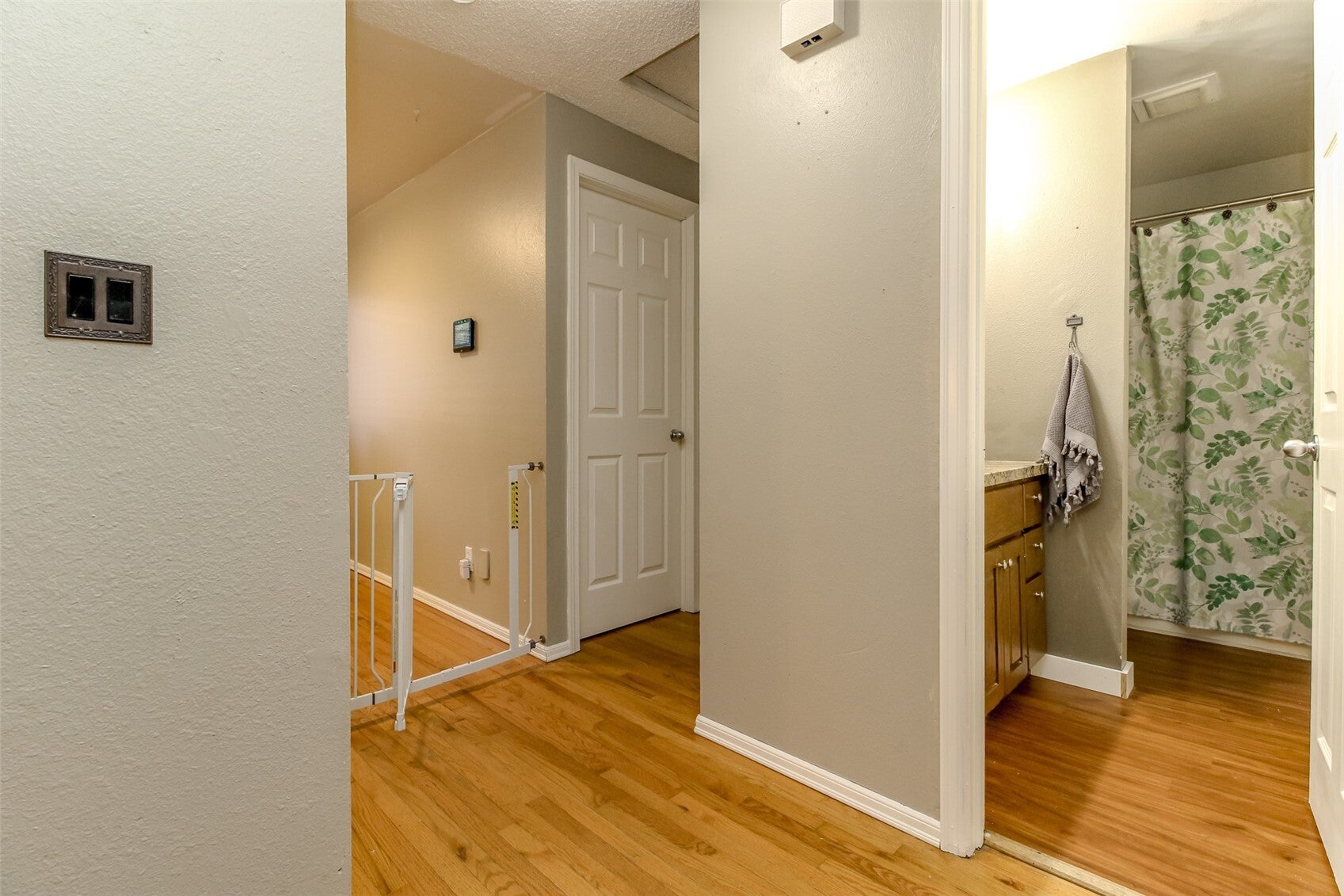 6856 E Cascade Drive