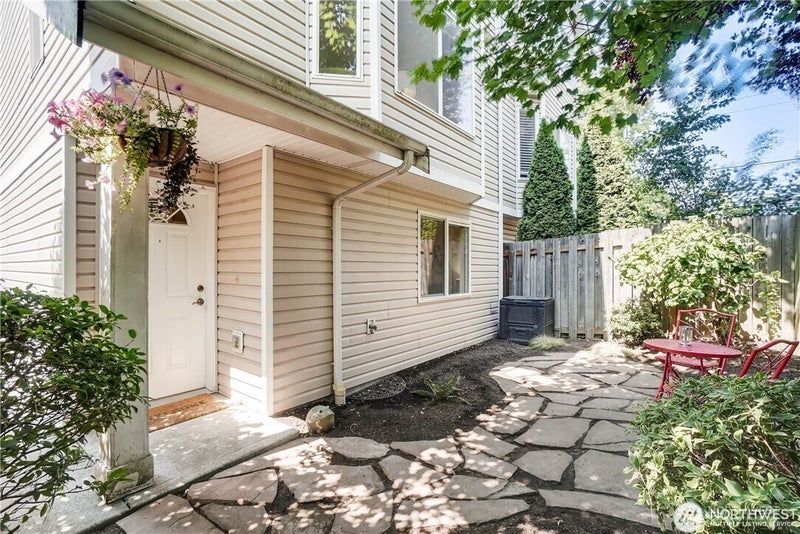 1417 N 97th Street