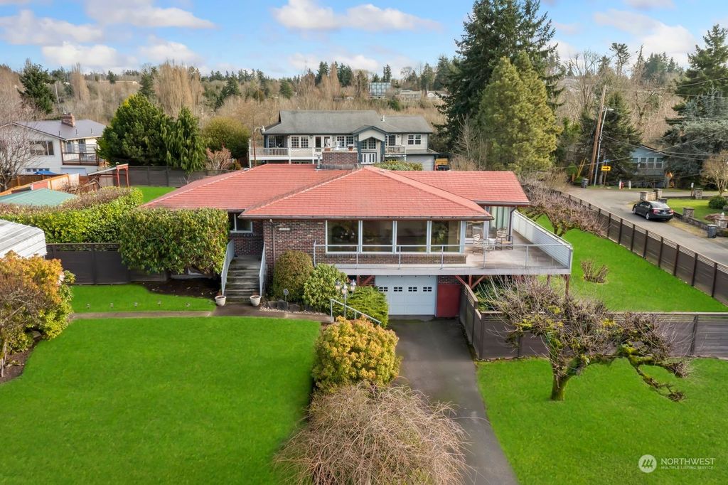 Photo of 22320 11th Avenue S, Des Moines, WA 98198 (MLS # 2195298)