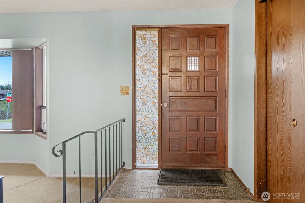 Photo of 6010 86th Street NE, Marysville, WA 98270 (MLS # 2491340)