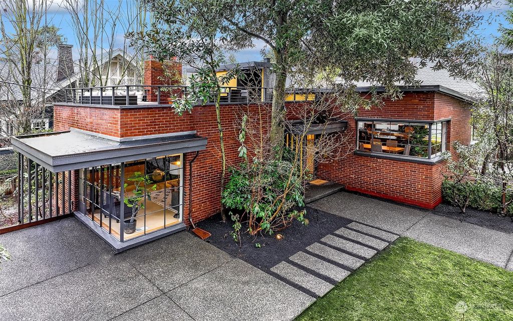 Photo of 1804 E Hamlin Street, Seattle, WA 98112 (MLS # 2193987)