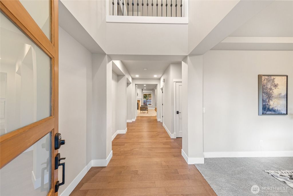 Photo of 4585 167th Lane SE, Bellevue, WA 98006 (MLS # 2494294)