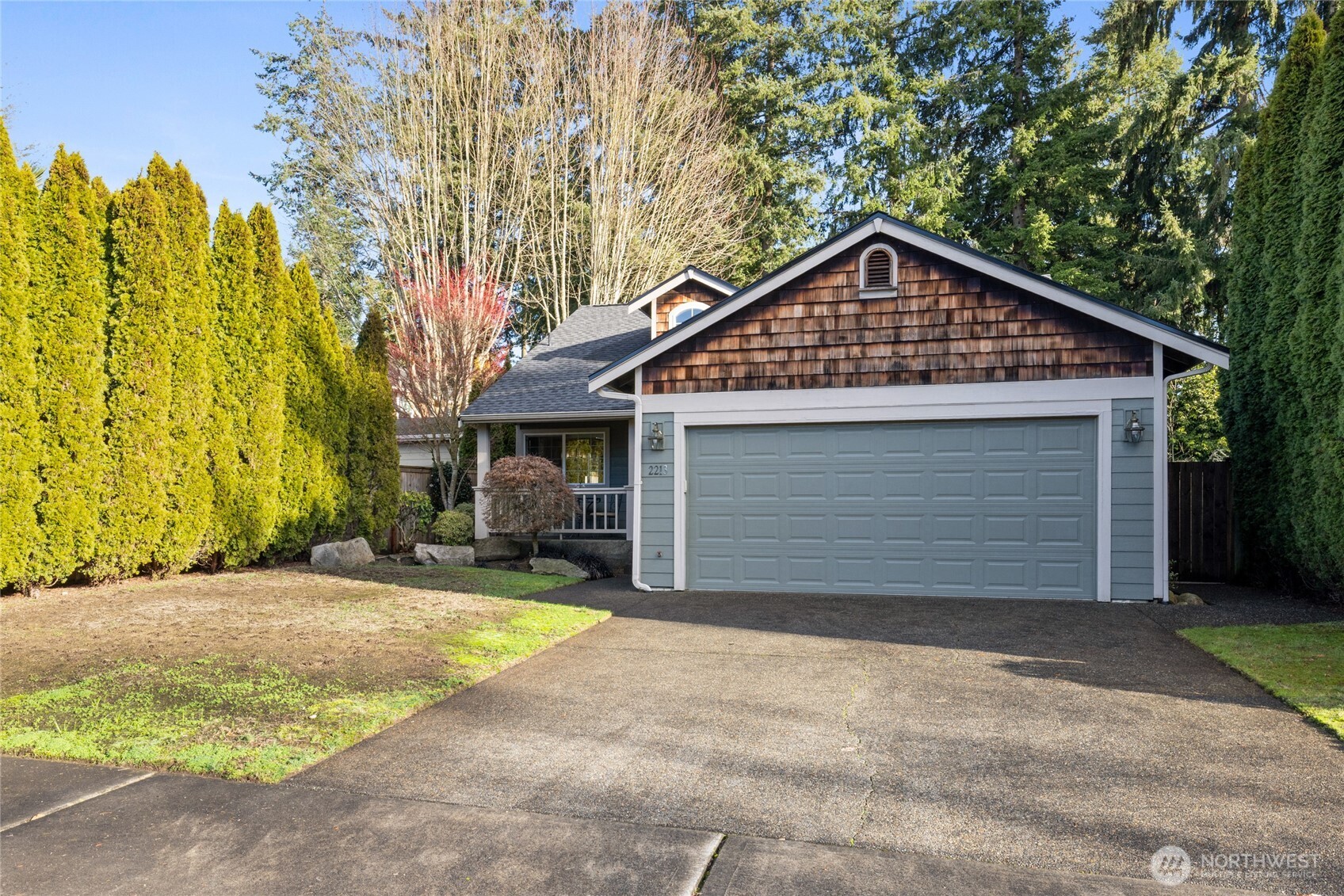 2213 N Villard Street