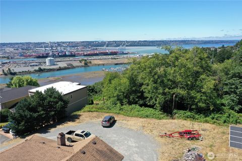 2910 44th Avenue NE Tacoma WA 98422