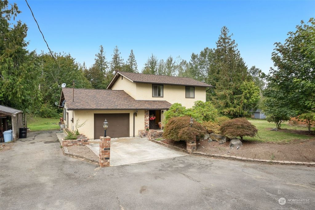 Photo of 18623 196th Avenue SE, Renton, WA 98058 (MLS # 2160449)