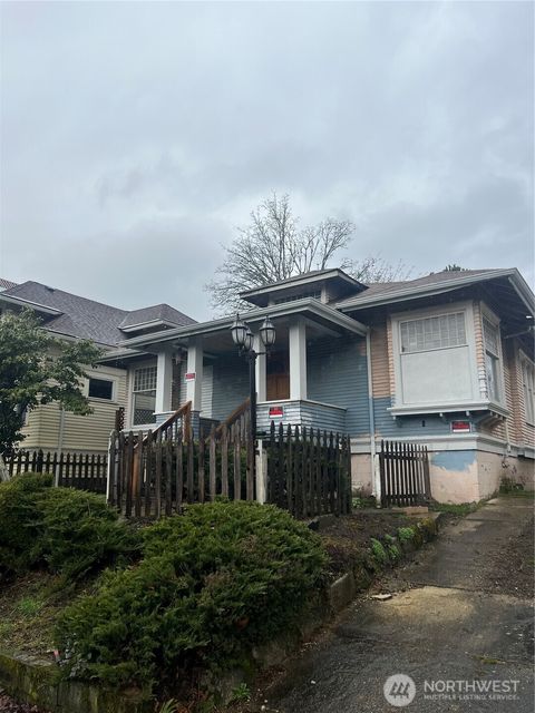 214 23rd Avenue Seattle WA 98122