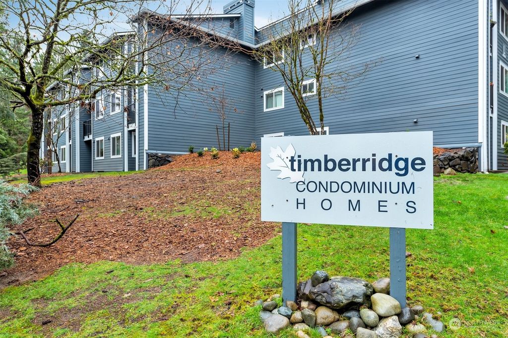 Photo of 14206 NE 181st Place #L306, Woodinville, WA 98072 (MLS # 2198389)