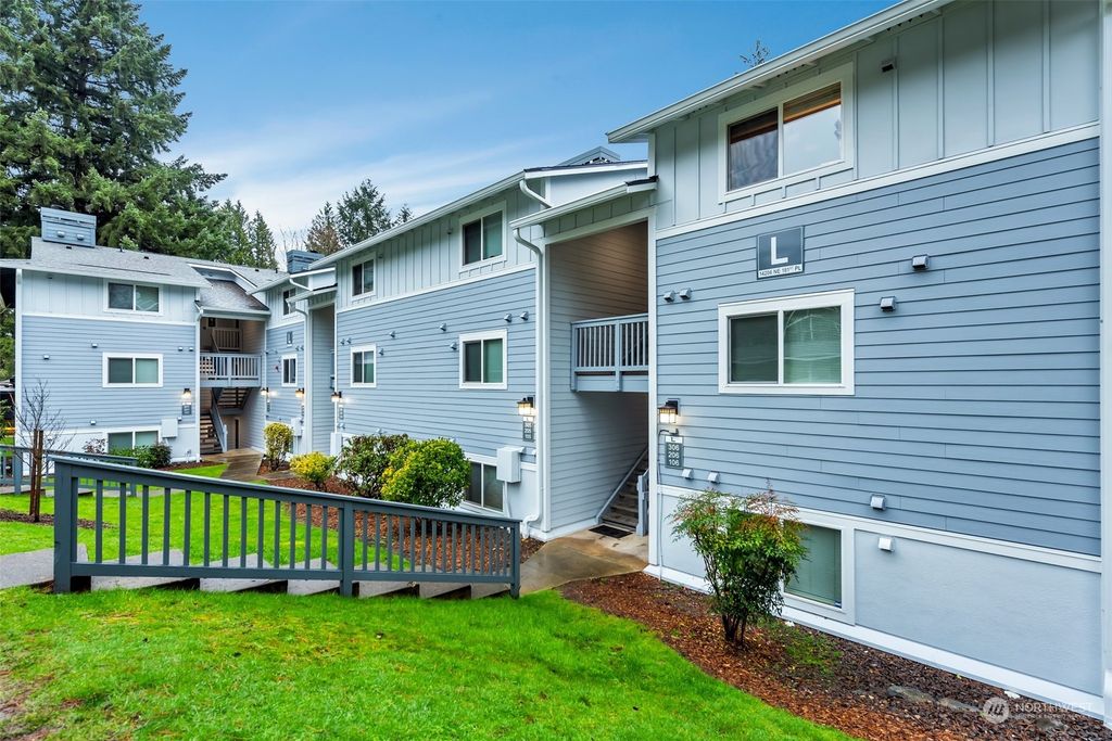 Photo of 14206 NE 181st Place #L306, Woodinville, WA 98072 (MLS # 2198389)