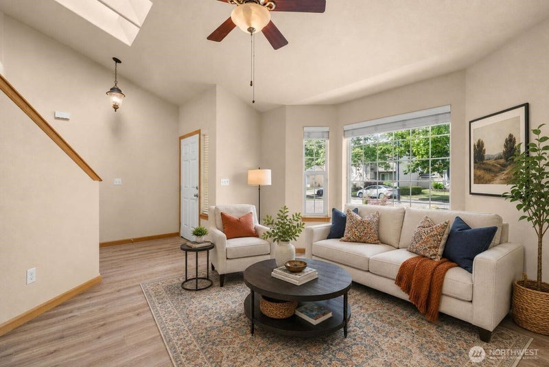 2905 Campus Prairie Loop NE